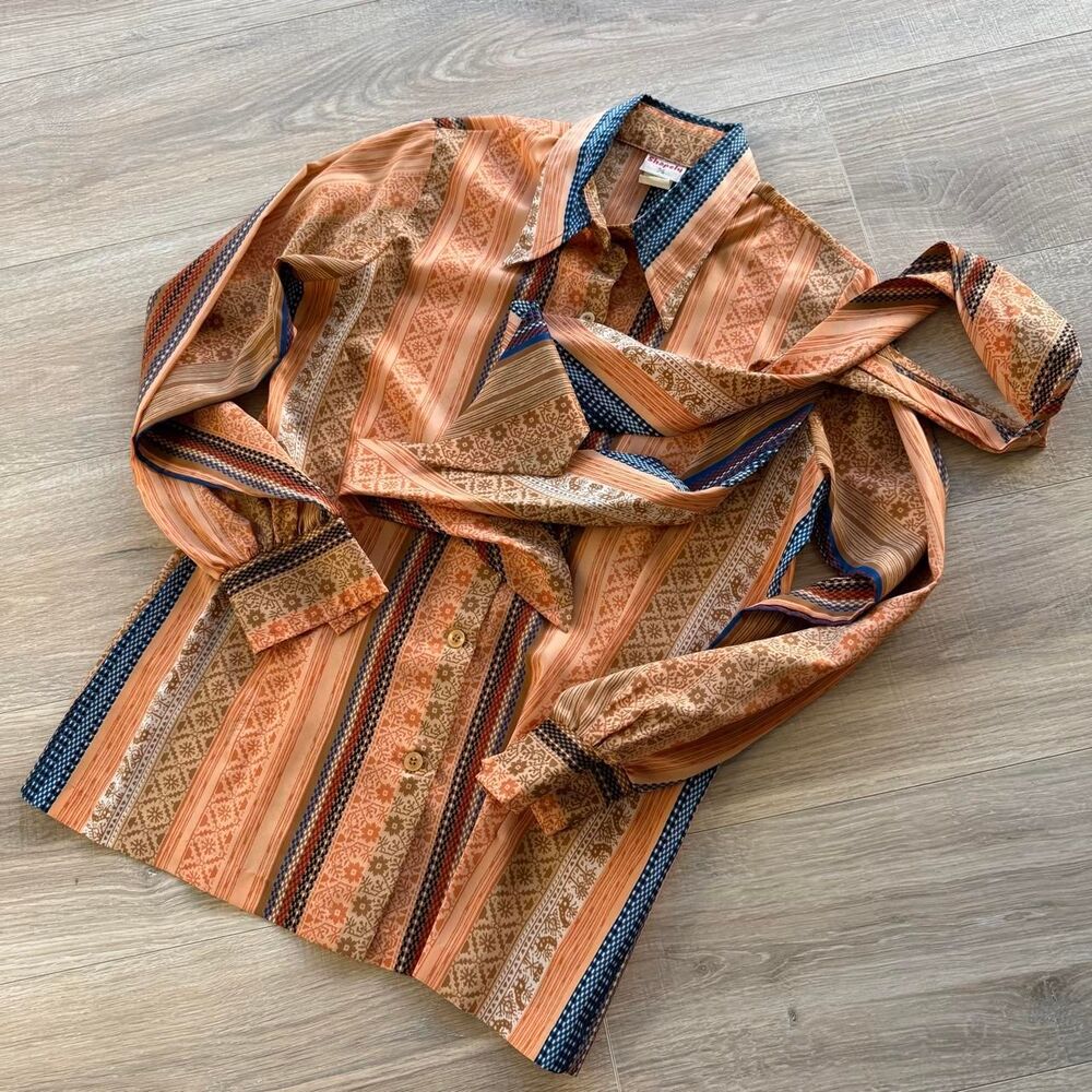 Shapely Vintage 70's Orange Brown & Blue Striped Patchwork Blouse sz 15/16 Boho